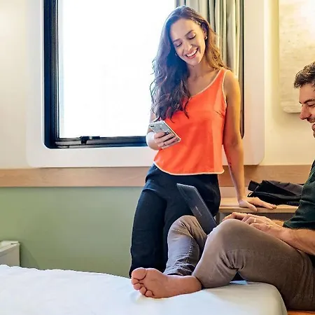 Ibis Budget Bordeaux Sud D'ornon 4* Villenave-dʼOrnon